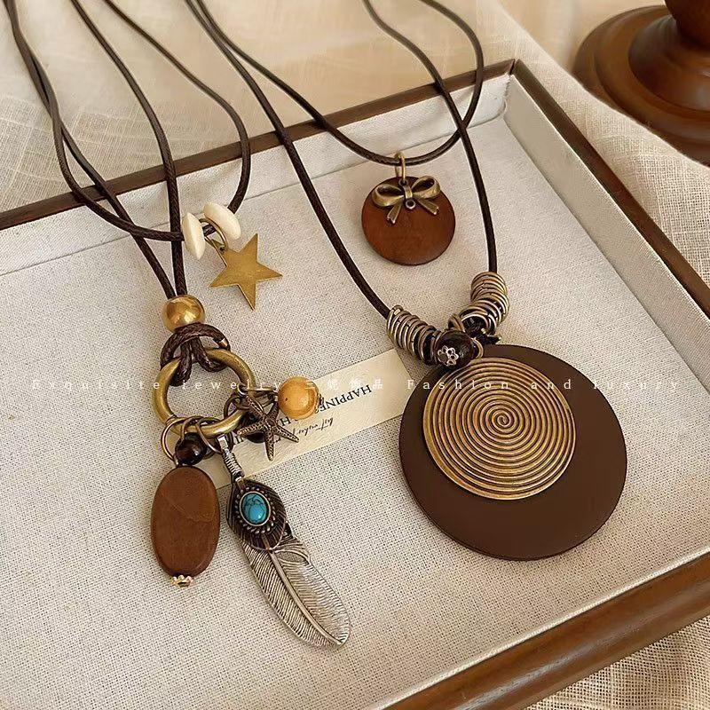 New Chinoiserie Zen Long Feather Necklace Women's Retro Ethnic Style Stacked Sweater Chain