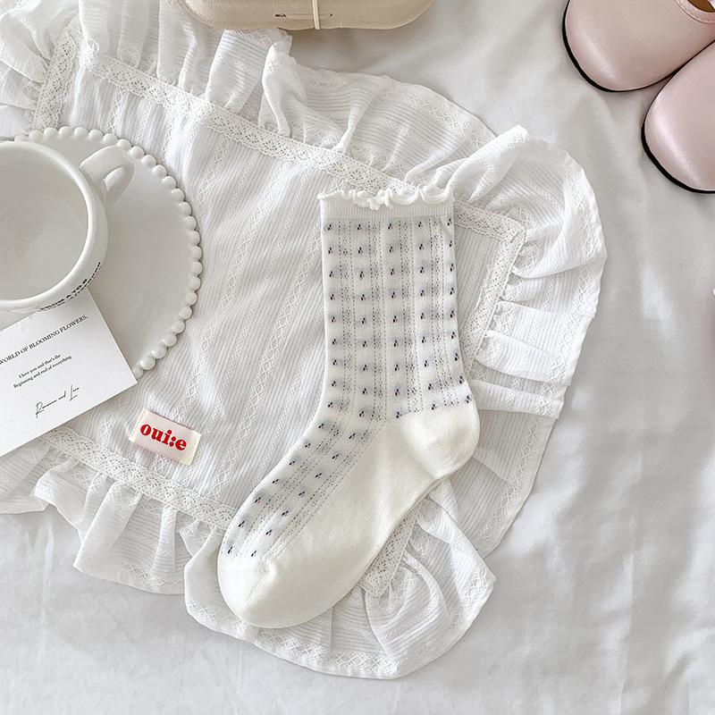 Female Spring and Summer Sweet with Small Broken Flowers and Wood Ear Mesh Breathable Boneless Tube Pile Socks