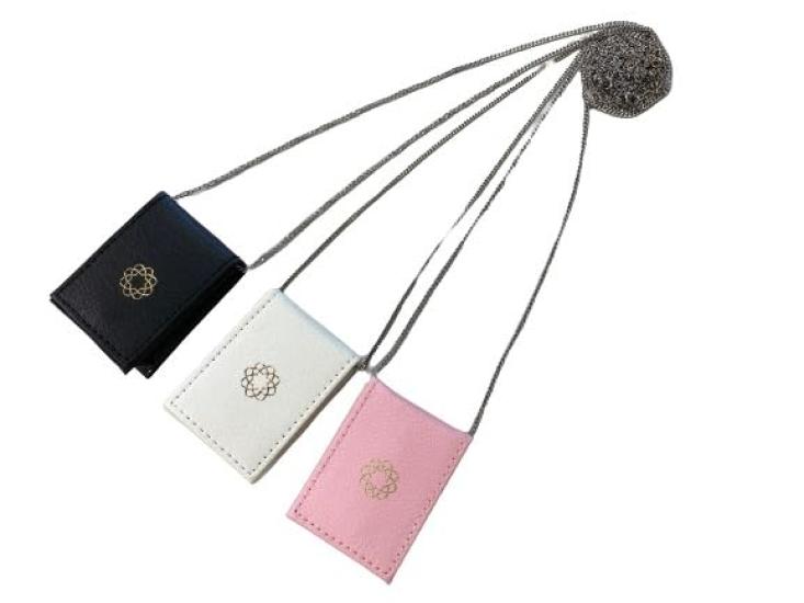 [SGI] Soka Gakkai Buddhist Amulet Case, Leather (with Eight Leaves), with Chain (White)