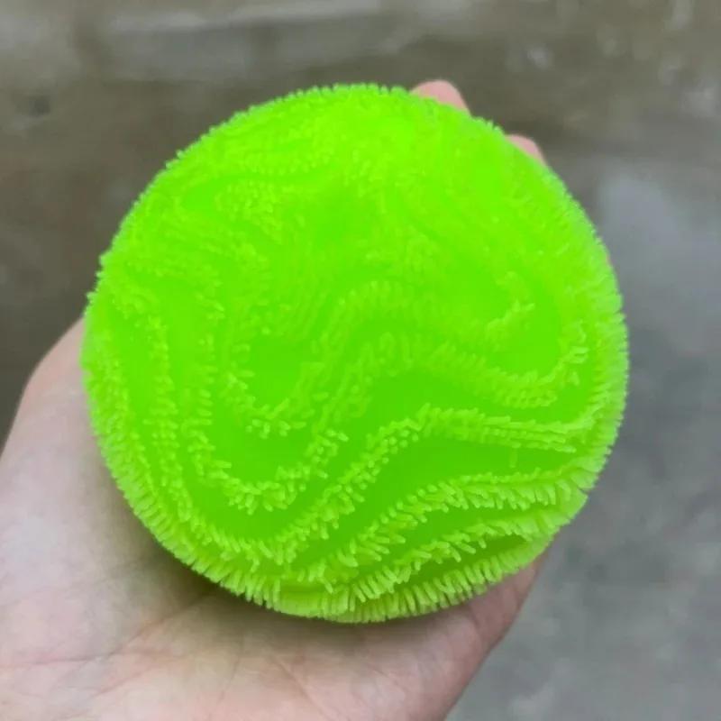 Fuzz Ball Wonder Waves Vent Ball Mačkací hračka Měkká textura Úleva od stresu Fidget míček Mačkací hračka pro dospělé Hračka proti úzkosti