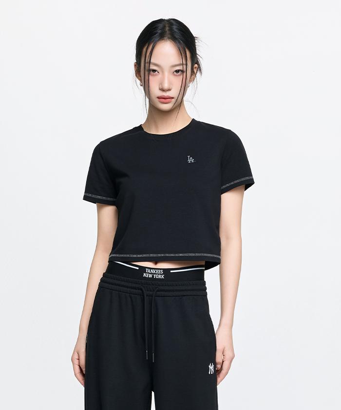 Emelbi Women'S Basic Small Logo Slim Crop Fit Short Sleeve T-Shirt La (Black)