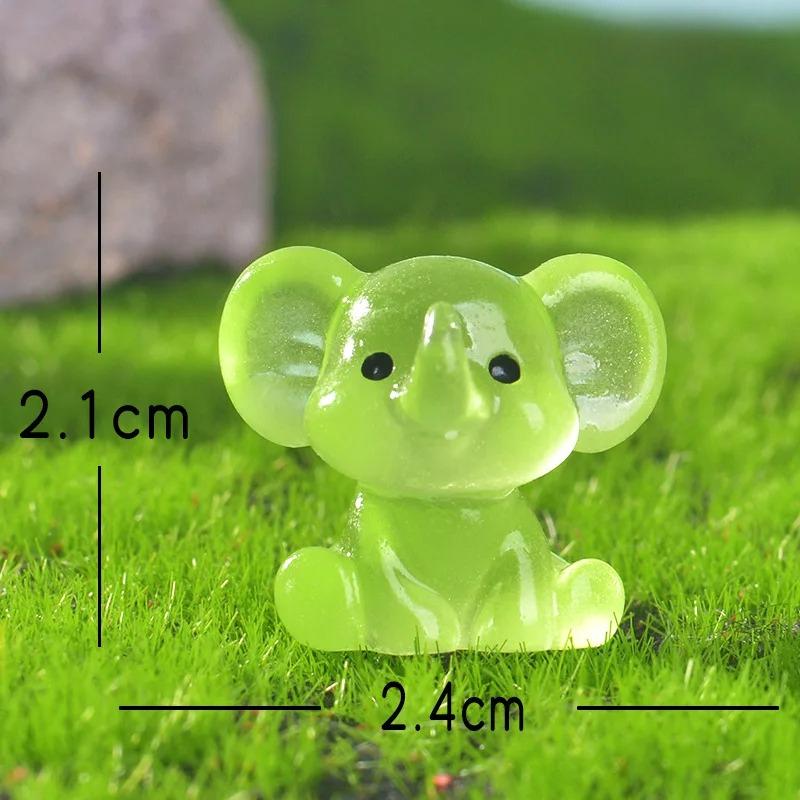 5 Pcs Lovely Elephant Small Miniatures Luminous Transparent Resin Animal Miniature Landscape Table Ornaments