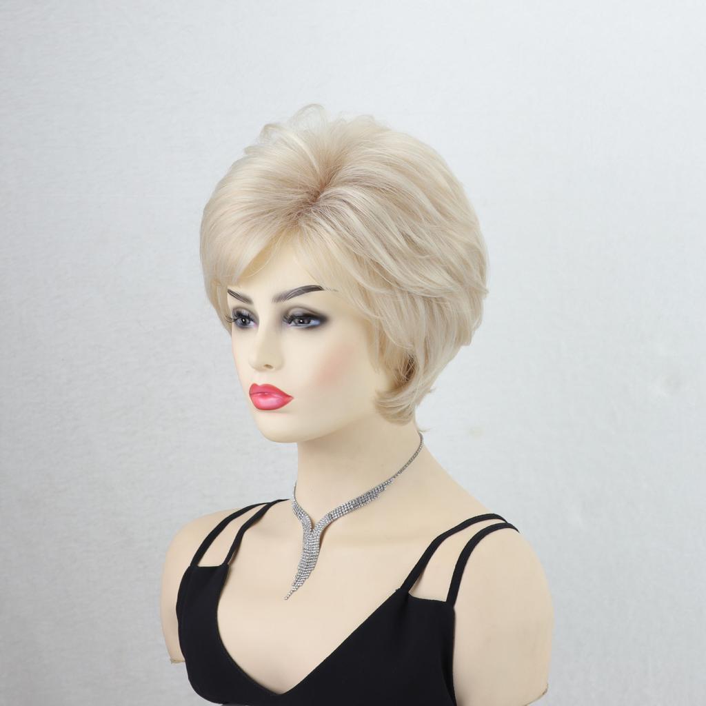 Women Light Blonde Wigs with Bangs Short Layered Hair Synthetic Wave Wig for Daily Cosplay Use Heat Resistant Fibre