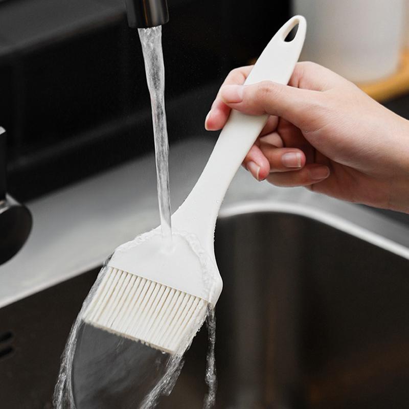 

Широкая силиконовая кисть для масла, кисть для блинов, термостойкая для выпечки, не линяет, кухонная и бытовая кисть для соусов A