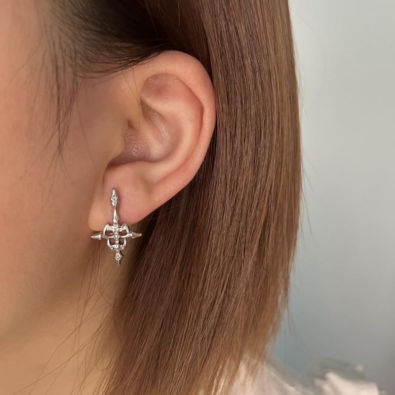 Unique Inverted Crosses Skull Ear Studs Gothic Hip Hop Jewelry Alloy Texture Party Accessory Suitable for Unisex Use