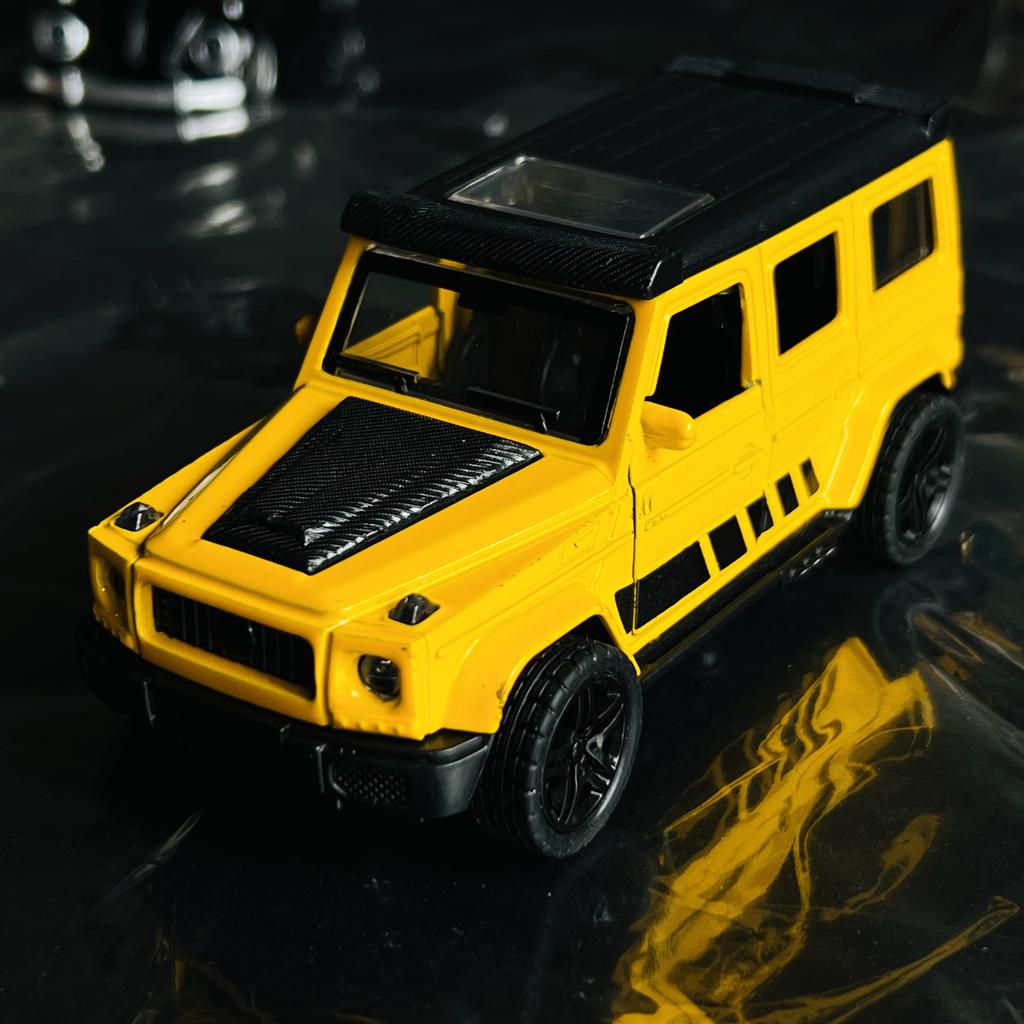 Alloy Metal Toy Simulation Car Can Open the Door Off-road Toy Boy Egg Car Decoration