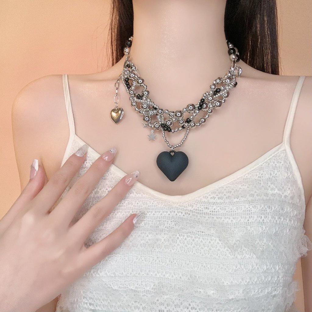 Heavy Industry Heart-shaped Beaded Necklace, - Female Hip-hop Cold Retro Collarbone Chain.