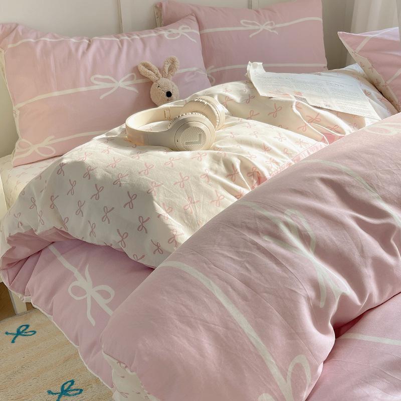 New Pure Cotton Cute Printed Bedding Sets Cartoon Nude Sleeping Skin Friendly Comforter Set Adult Bedsheet Kit for All Seasons