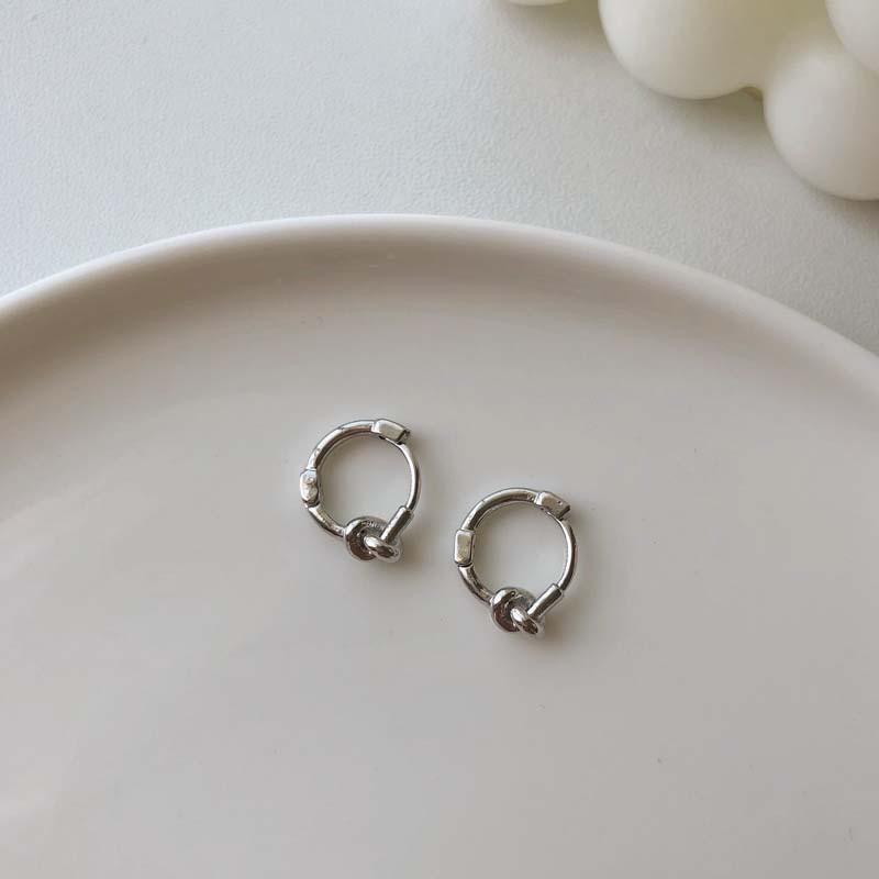 Men's Trendy 2022 Knot & Heart Earrings - Stylish Hip-Hop Ear Buckles for Boys