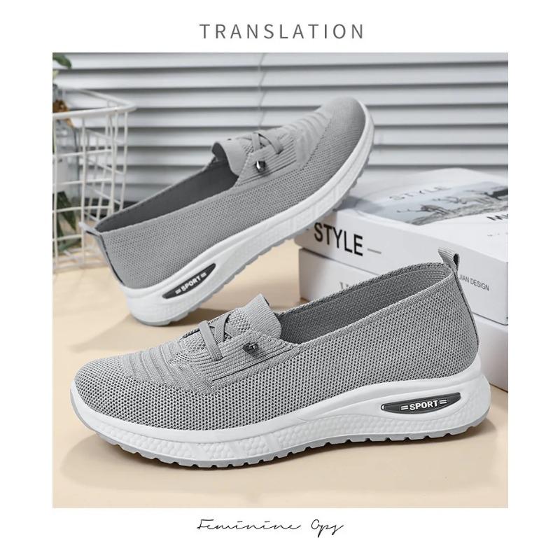 Women's Shoes New Styles Plus Size Casual Shoes Flyknit Breathable Mom Shoes Low-Cut Lightweight Flats Lace-Up Mesh Shoes