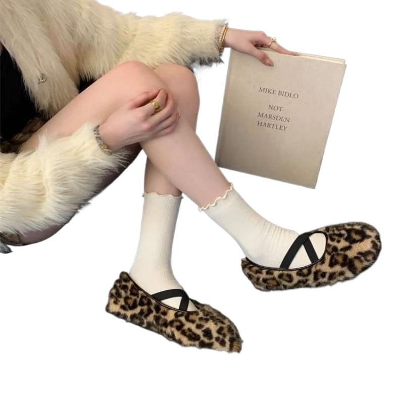 Fashion New Fashion Elastic Band Women Ballet Flats Dance Shoes Shallow Female Soft Footwear Square Toe Ladies Flats Mary Janes Shoes