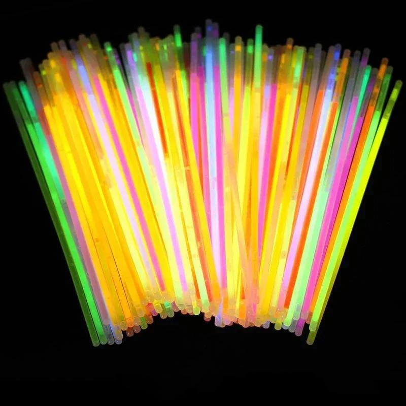 

50/100 шт. флуоресцентные палочки для вечеринок, разноцветные светящиеся палочки, яркий красочный свет, яркий гибкий светящийся браслет, принадлежности для вечеринок 100PCS разноцветный
