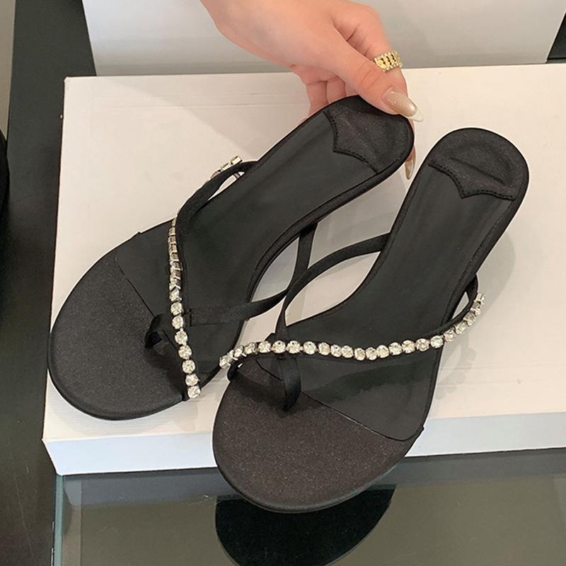 Fashion Round Toe Women Thin Heels Slippers Slides Female Flip Flops Sandals Rhinestone Pinch Narrow Band Summer Shoes