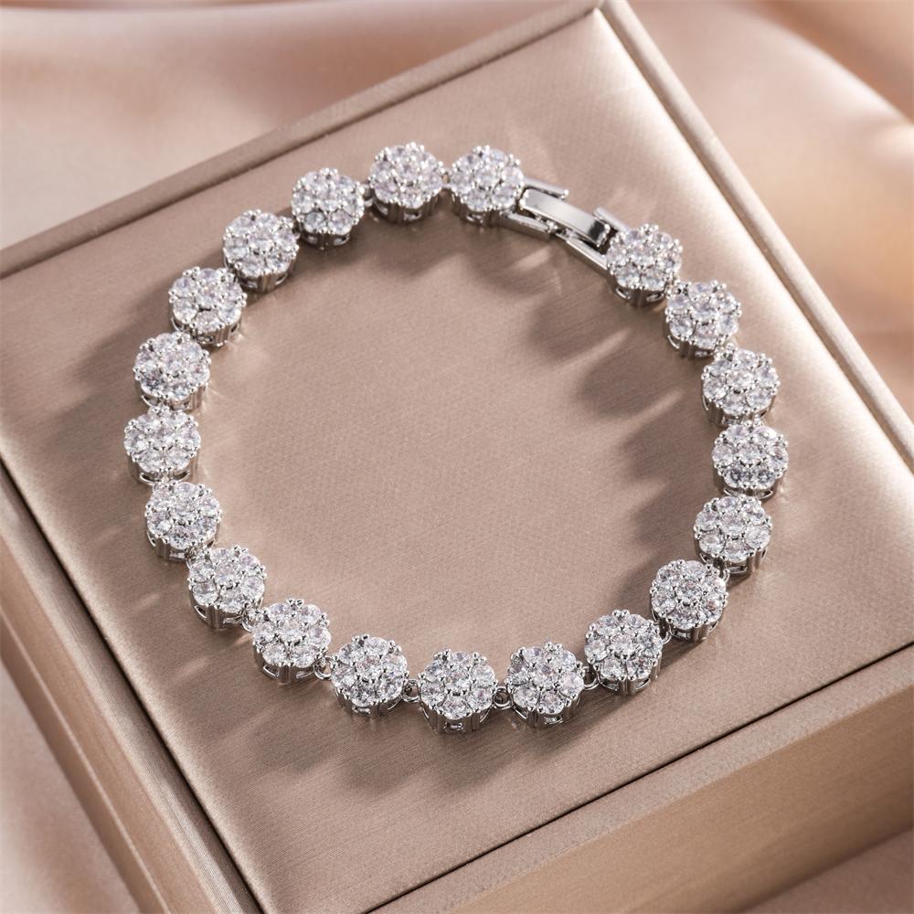 Fashion 1pcs Rainbow Clover Zircon Bracelet Fashion Charm Gorgeous Charm Exquisite Cute Sweet Shining Crystal Jewelry