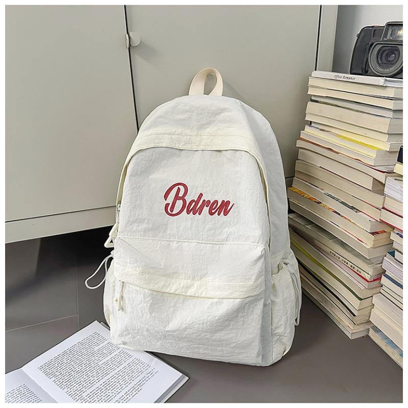 The new schoolbag is high-value, fresh and sweet, candy-colored backpack, lightweight and large-capacity backpack for junior high school students.
