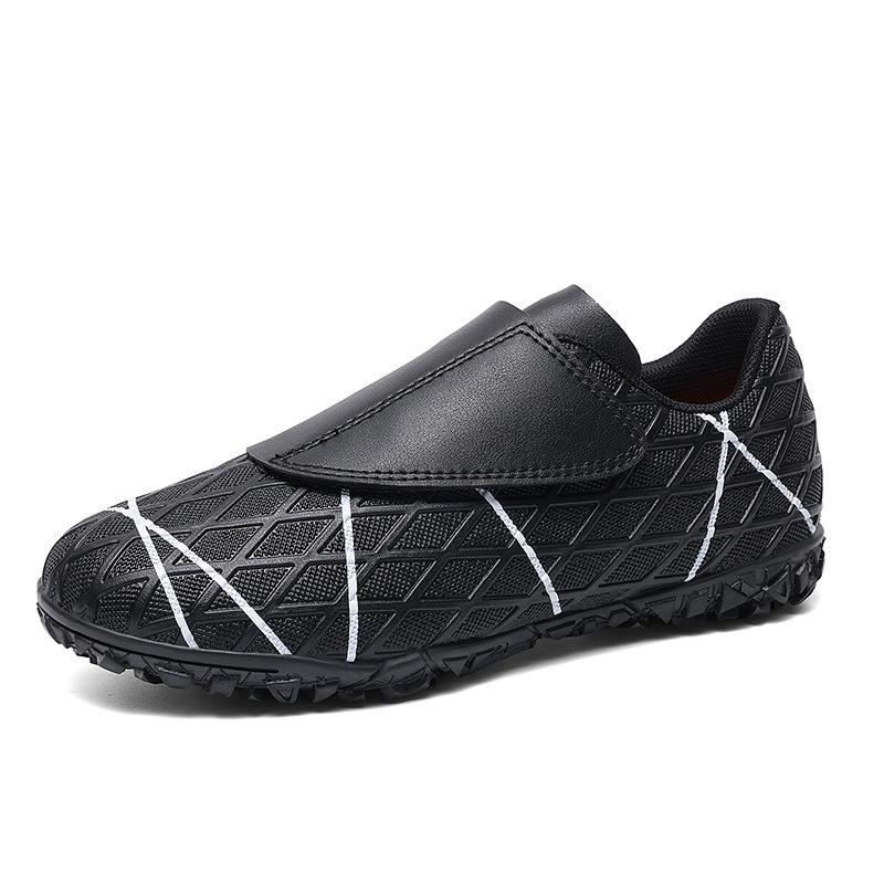 New Children's Football Shoes Boys and Girls Low-top Game Shoes Broken Nail Non-slip Sports Shoes