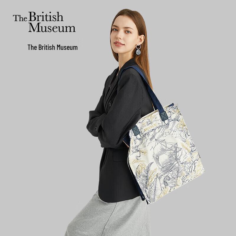 Серия сумок British Museum Art Series через плечо и на плечо