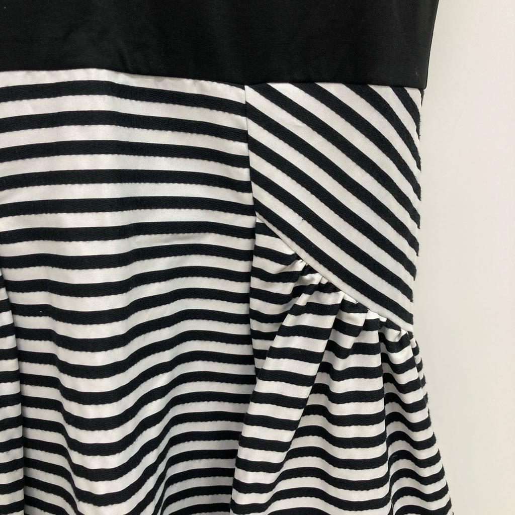 BORDERS at BALCONY BD2011P-2K-04 Black T-shirt with Tucked Border One-Piece dress 36 blackUsed