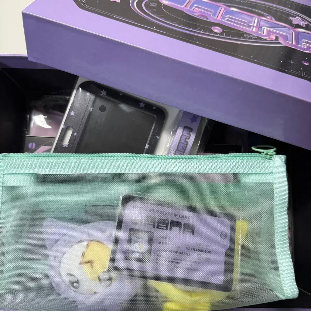 IU Fan Club Yuana 8th Generation Membership Kit