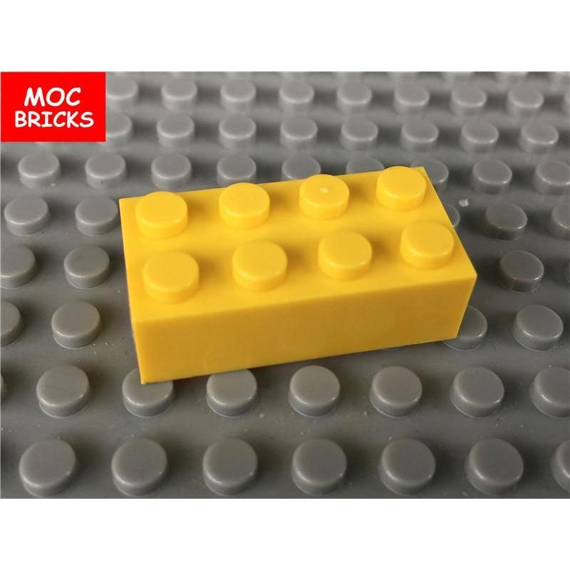 100pcs Lot MY OWN CREATION Blocks Vibrant White Red Black Brick 2x4 3001 City Miniature Learning Building Blocks Playthings Children Present