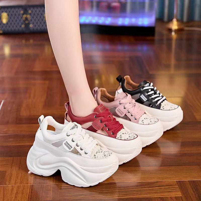 Sandals Women's Summer 2025 New Hollow Breathable Hole Shoes Versatile Thick Sole Inner Height Increase Dad Sports Sandals