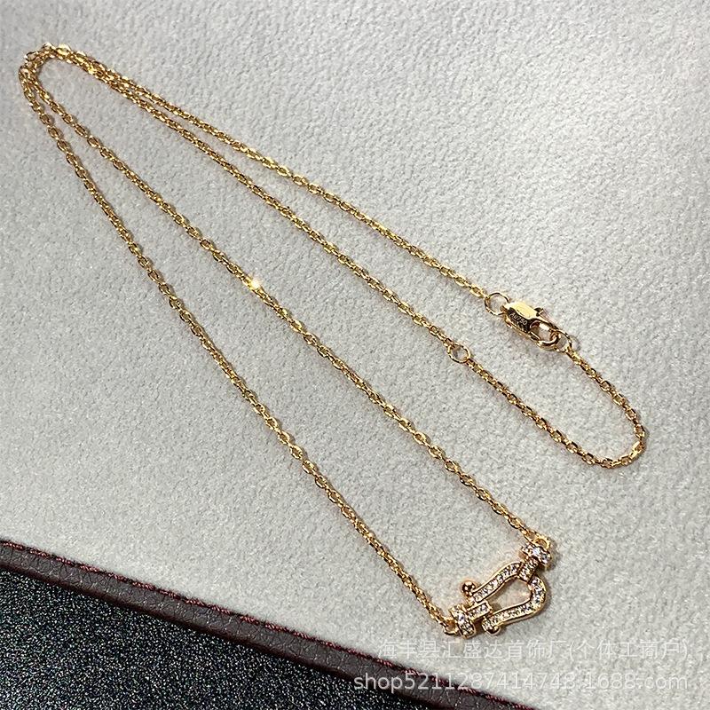 F High Version V Gold Full Diamond Small Necklace Women's Plated 18K Diamond Collarbone Chain Light Luxury