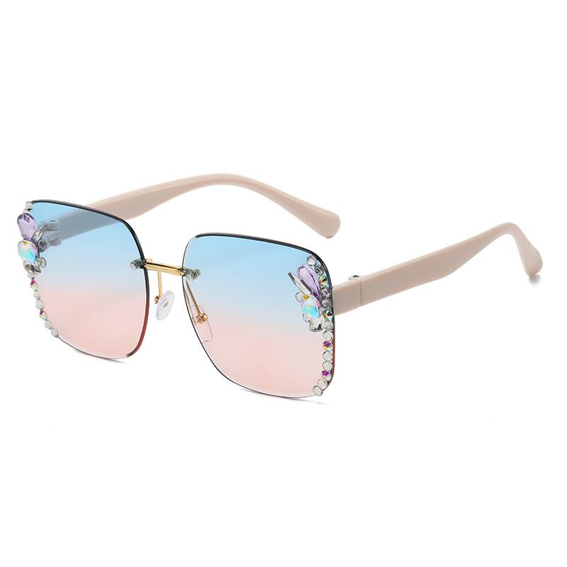 

Солнцезащитные очки без оправы с обрезанными краями для женщин с бриллиантовой оправой Модные солнцезащитные очки с большой оправой и защитой от ультрафиолета [Source factory straight hair]