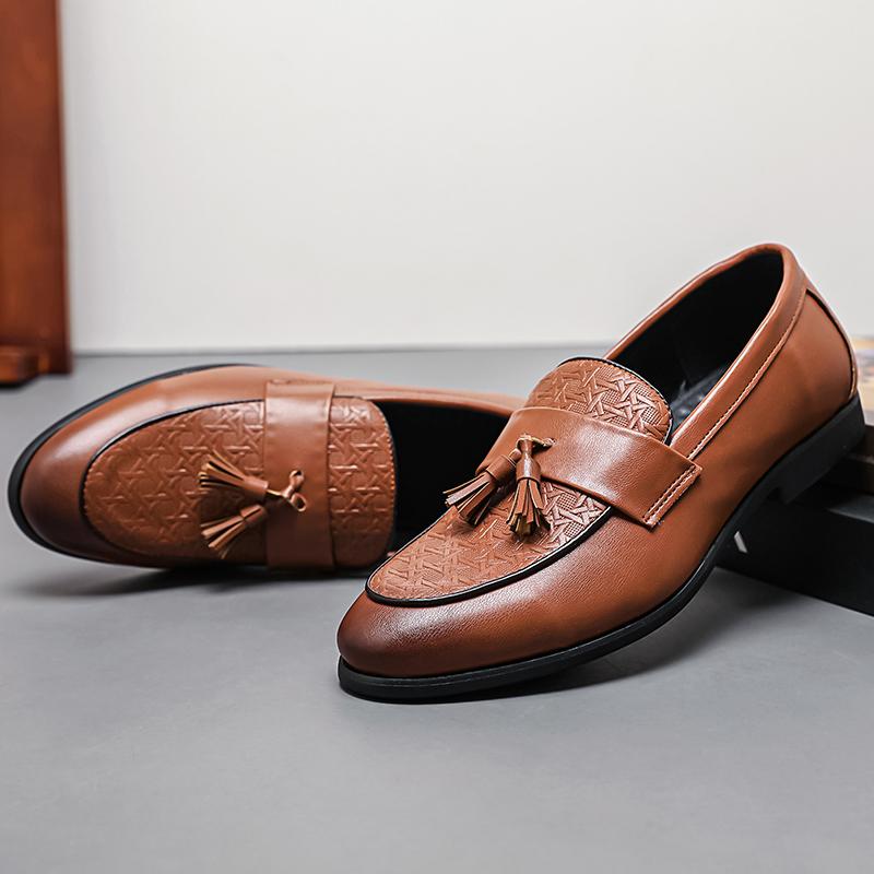 Fashion Leather Casual Shoes Men Loafers Luxury Design Slip On Male Dress Shoes Leisure Style Big Size Good Wear-resistant Sole