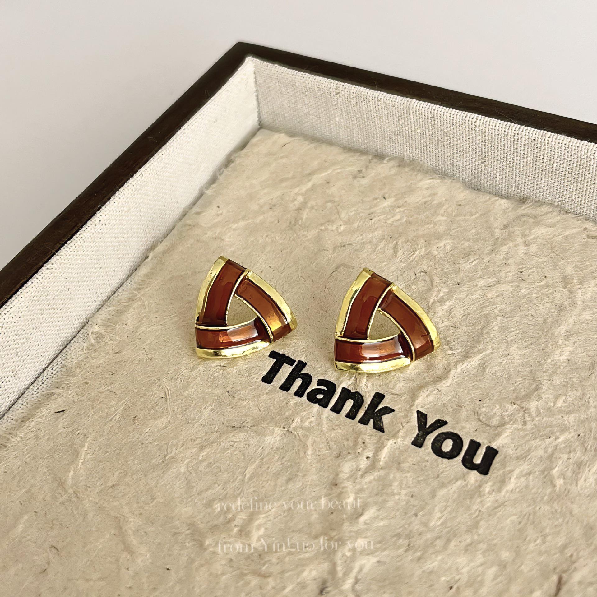 

«Серьги-иглы Майяра 925»: Янтарный жемчуг в стиле ретро для осени/зимы