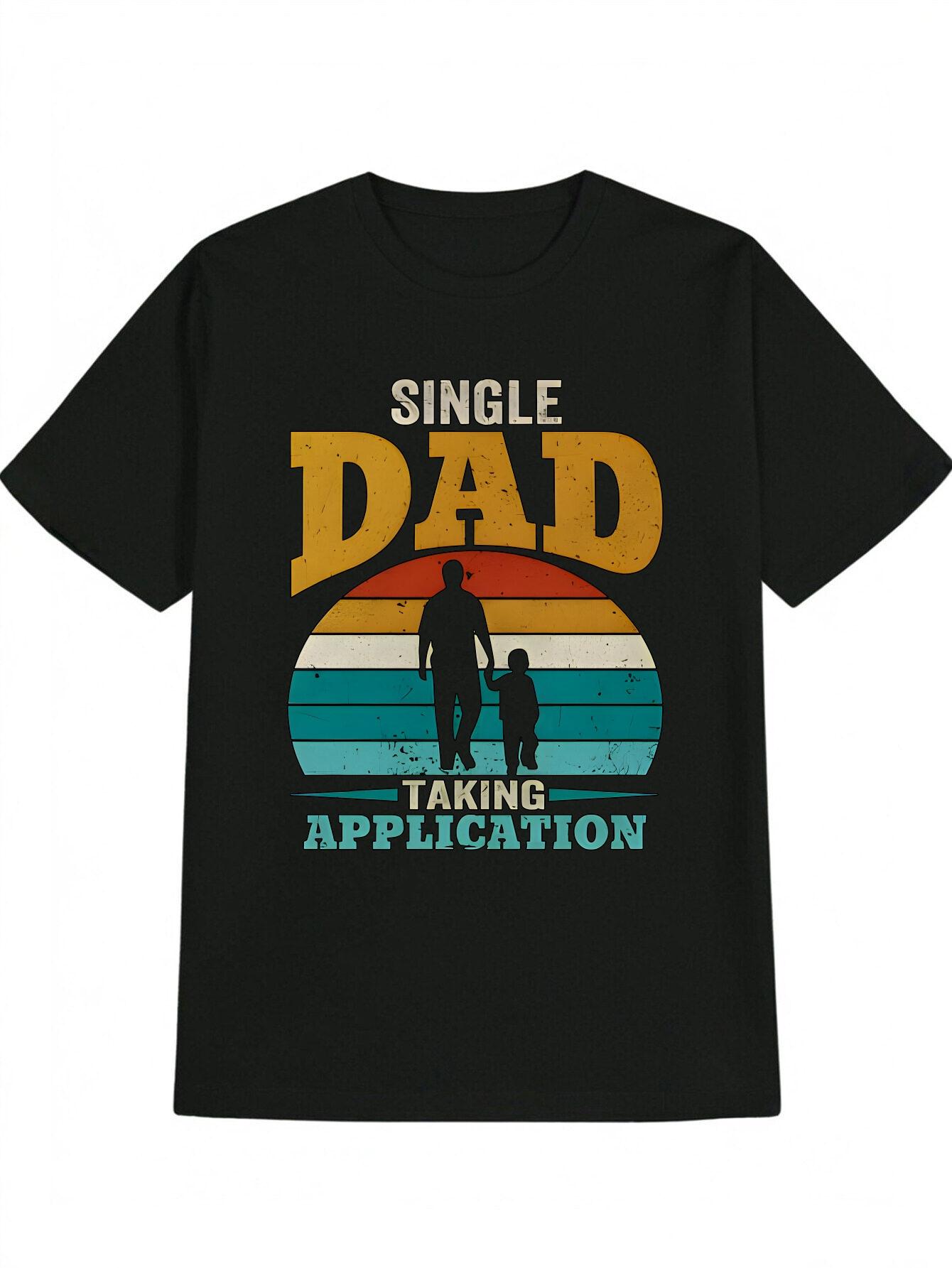 

Casual Crew Neck T-shirt with SINGLE DAD TAKING APPLICATIONS Graphic - Red & Blue Half-Circle Design S