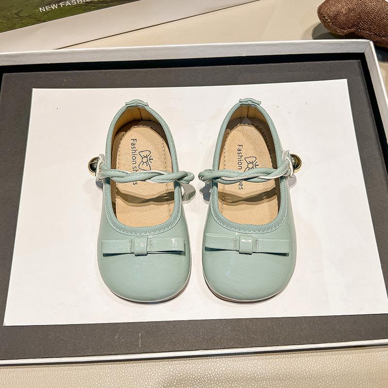 

Девочки Корейская версия Xiaoxiangfeng элегантные маленькие кожаные туфли 2025 весна и осень новые на мягкой подошве простые туфли принцессы туфли Doudou fore 28 синий