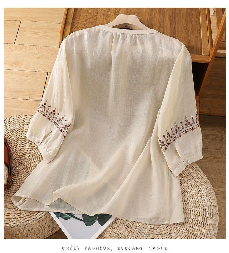 Women's Retro Cotton Five-Sleeve Ethnic Style Round Neck Top - Loose, Slimming Shirt for Spring/Summer