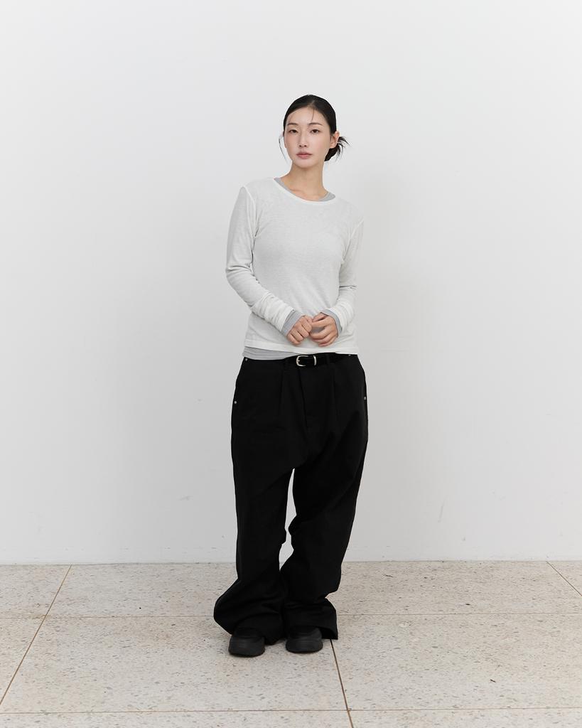 Beullusseonpeullawo Layered Long Sleeve T-Shirt [Ivory]