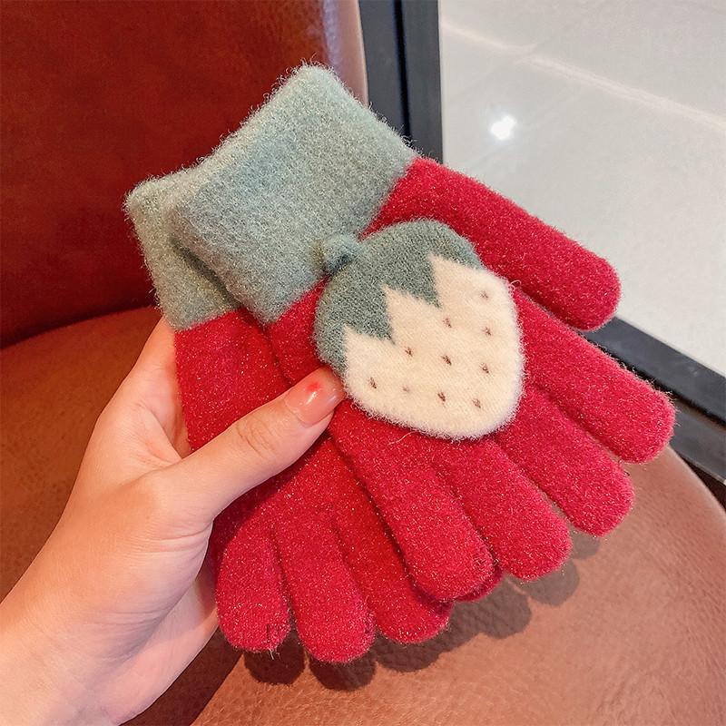 Children's gloves cute strawberry knitted fleece thickened soft warm windproof students girls autumn and winter students full finger