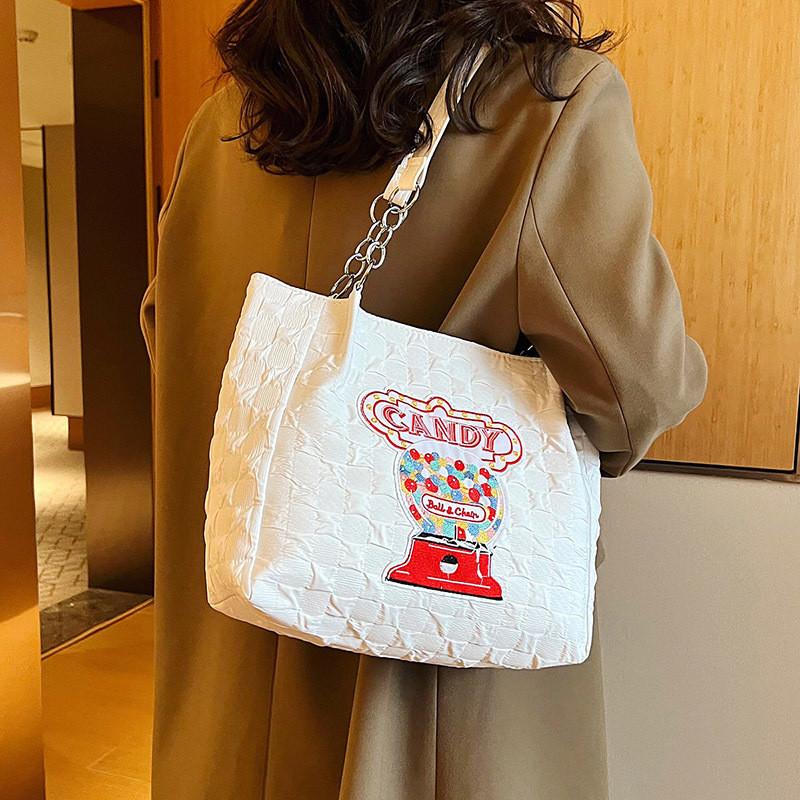 Stylish Canvas Shoulder Bag For Women With Spacious Design And Trendy Fall Colors