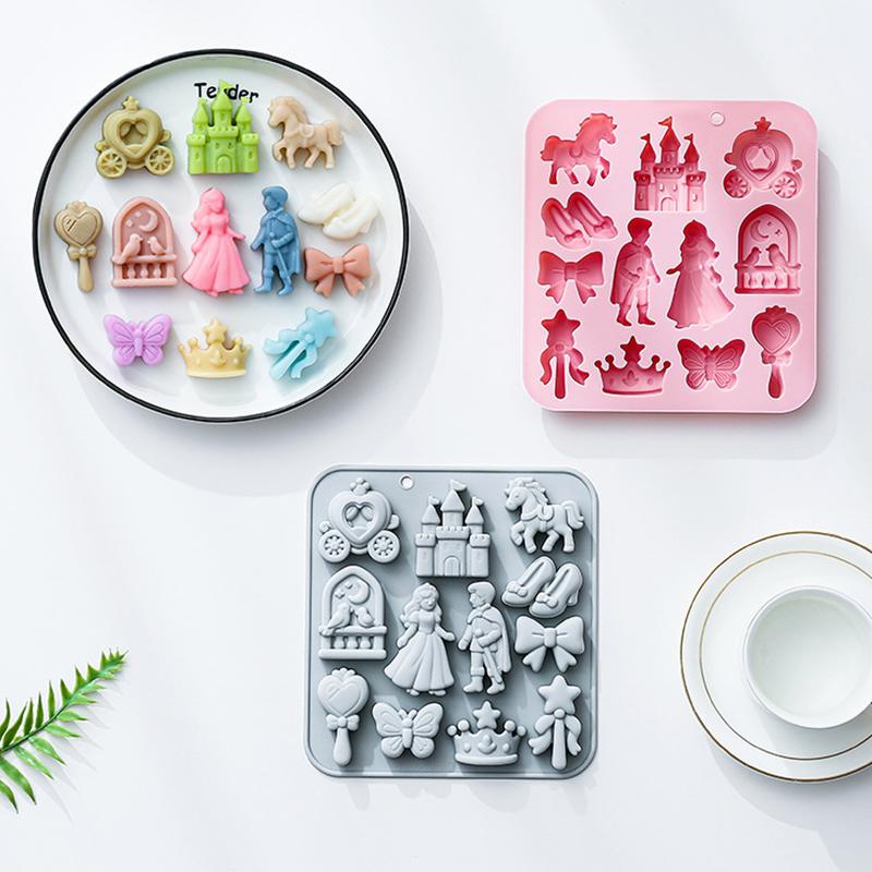 12 Cavity Silicone Mold for Cake Decoration 3D Prince Princess Castle Horse Fondant Candy Chocolate Mould for Baking