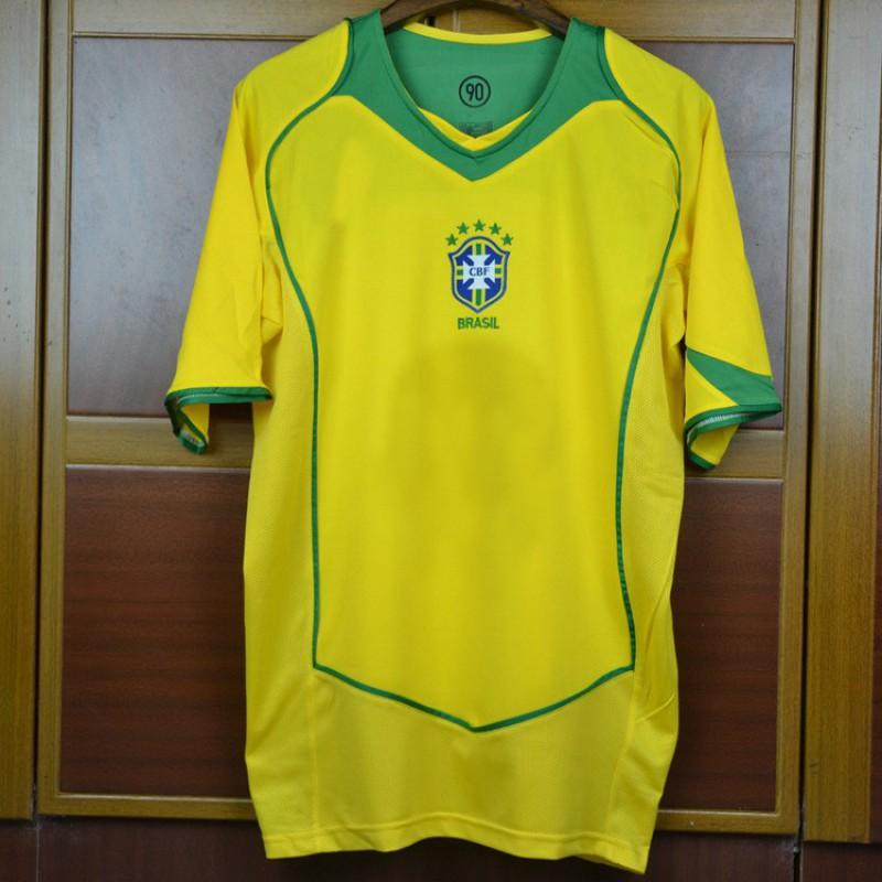 2004. gada Brazīlijas izlases retro futbola