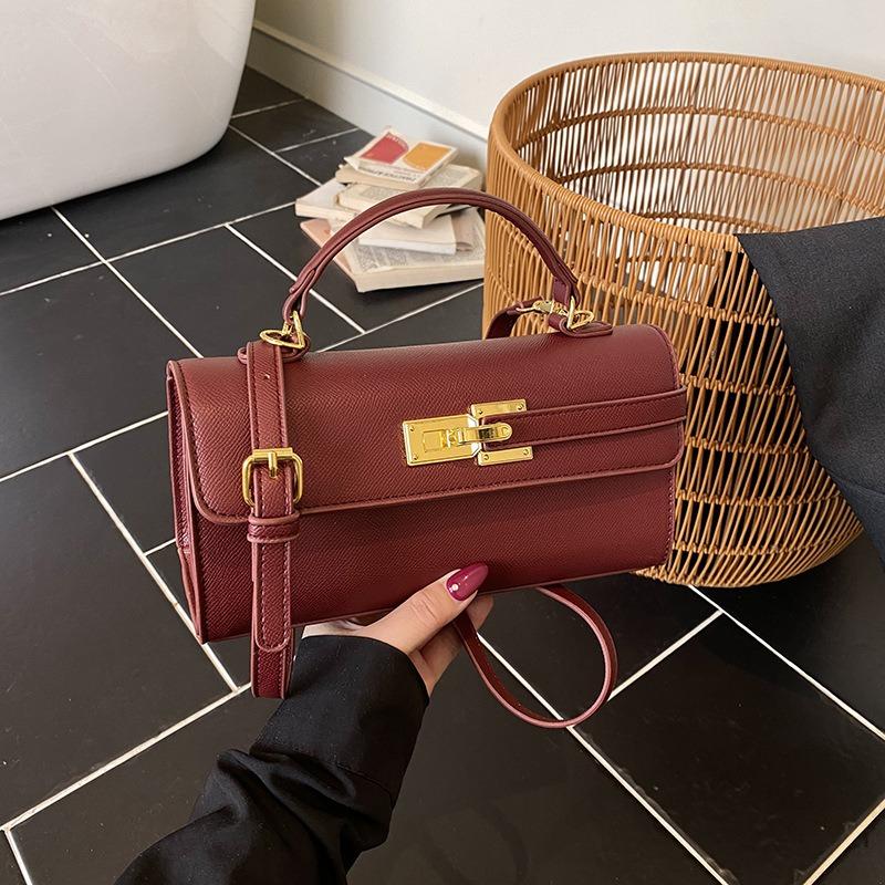 Women's new handbag, small square bag, elegant personality, high-end sense, single shoulder crossbody bag