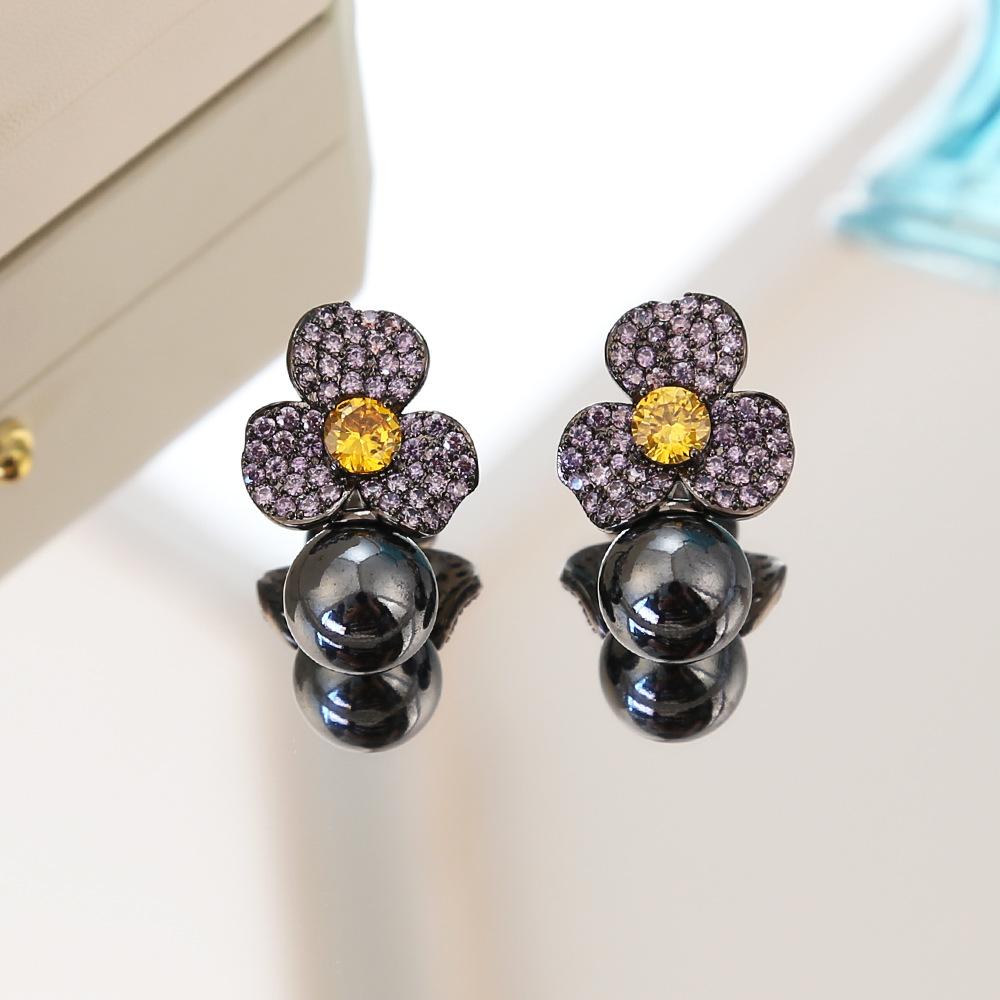 

Серьги-гвоздики с серыми жемчужными цветами, с высоким темпераментом, серьги с серебряной иглой, серьги-гвоздики с цирконом, бижутерия для женщин