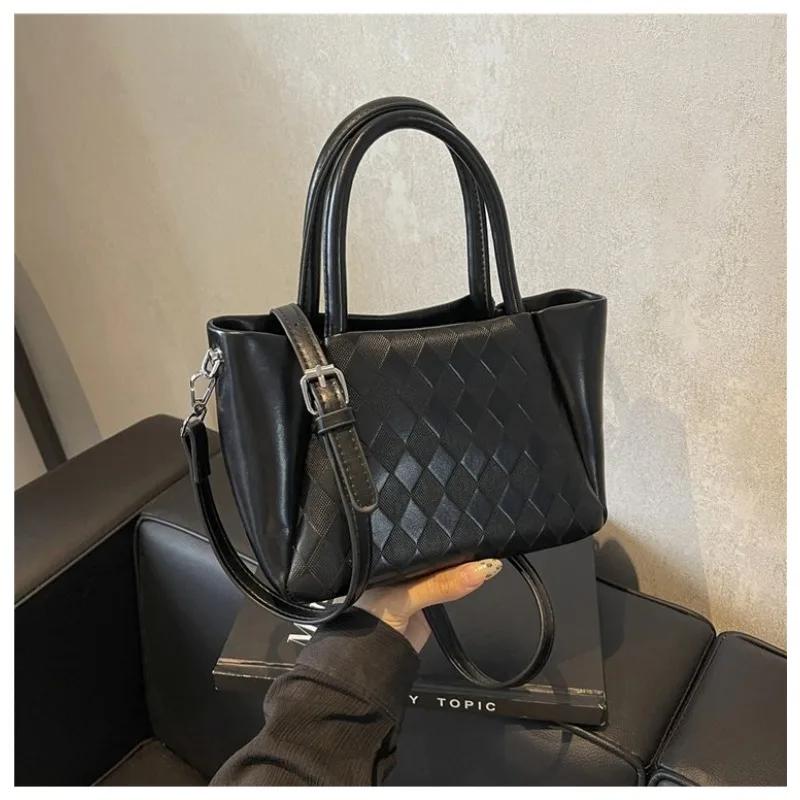 Bolsas de ombro elegantes e estilosas de plutônio sólido com zíper quadrado e treliça de diamante, quentes e da moda