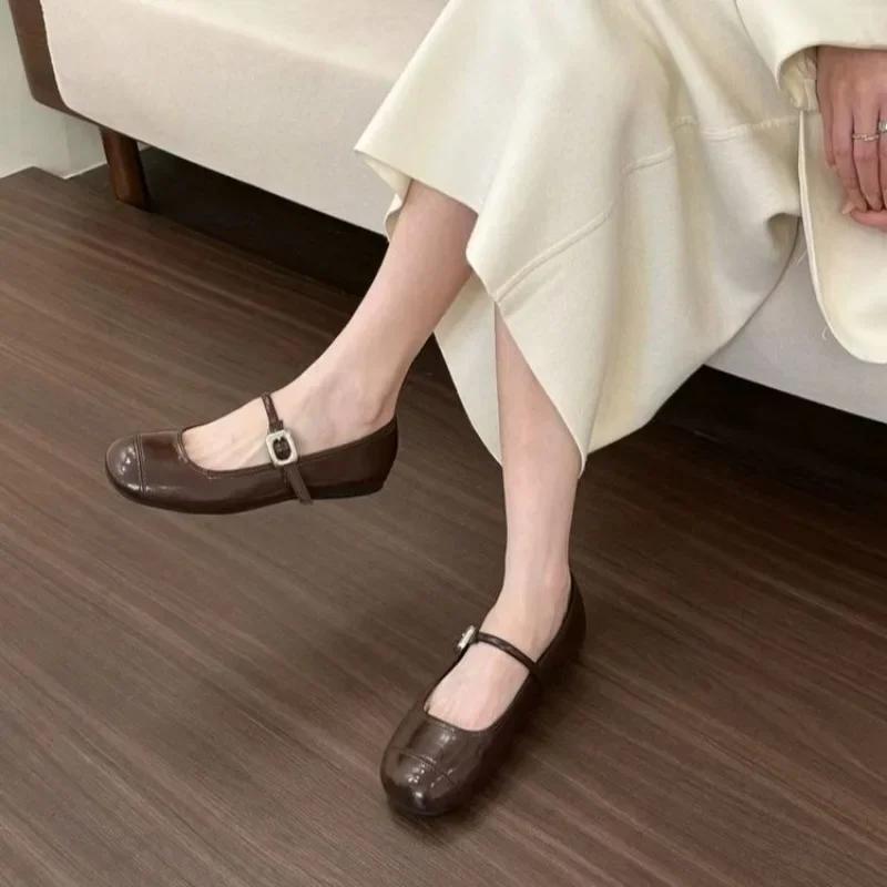Fashion Shoes for Women 2024 New Shallow Women's Slippers Fashion Buckle Strap Bean Flat Shoes Hot Sale Solid Flat Low Heels Zapatos