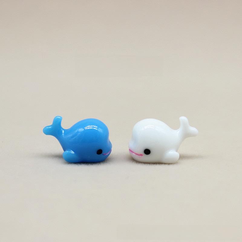 Beluga Moss Resin Ornaments: Eco-bottle Landscaping Accessories