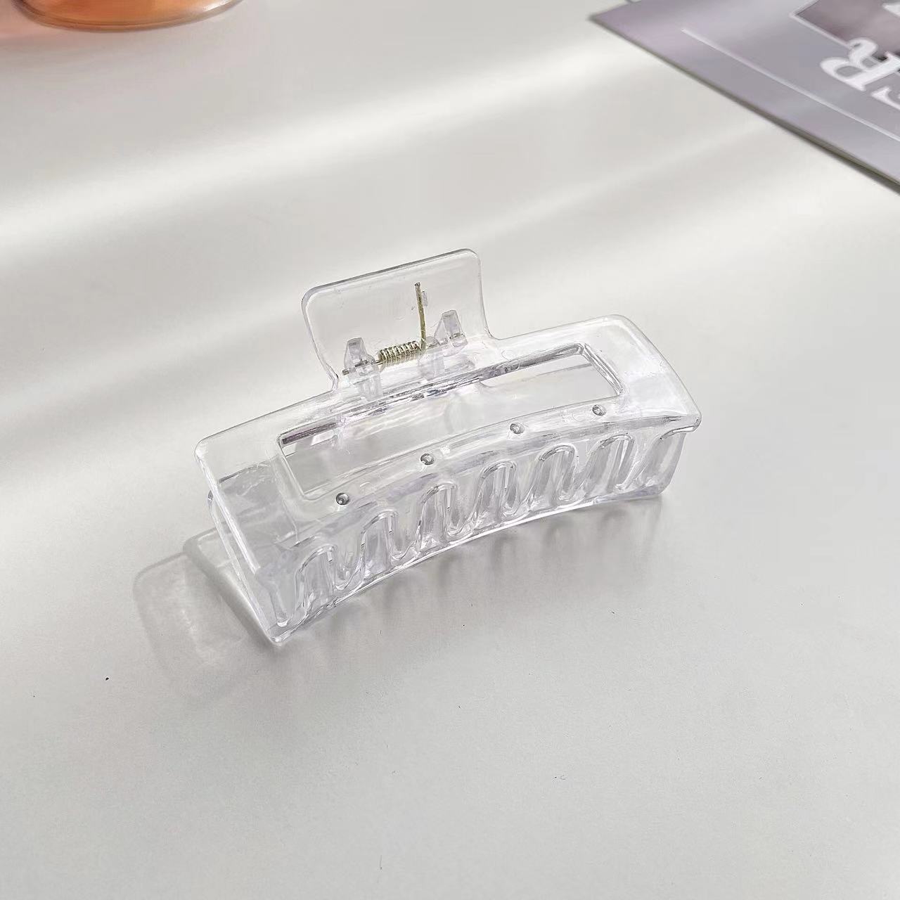 

Пластиковые когти для девочек, заколки для волос, головные уборы, большая заколка для волос, заколка-краб, модный орнамент, аксессуары для волос