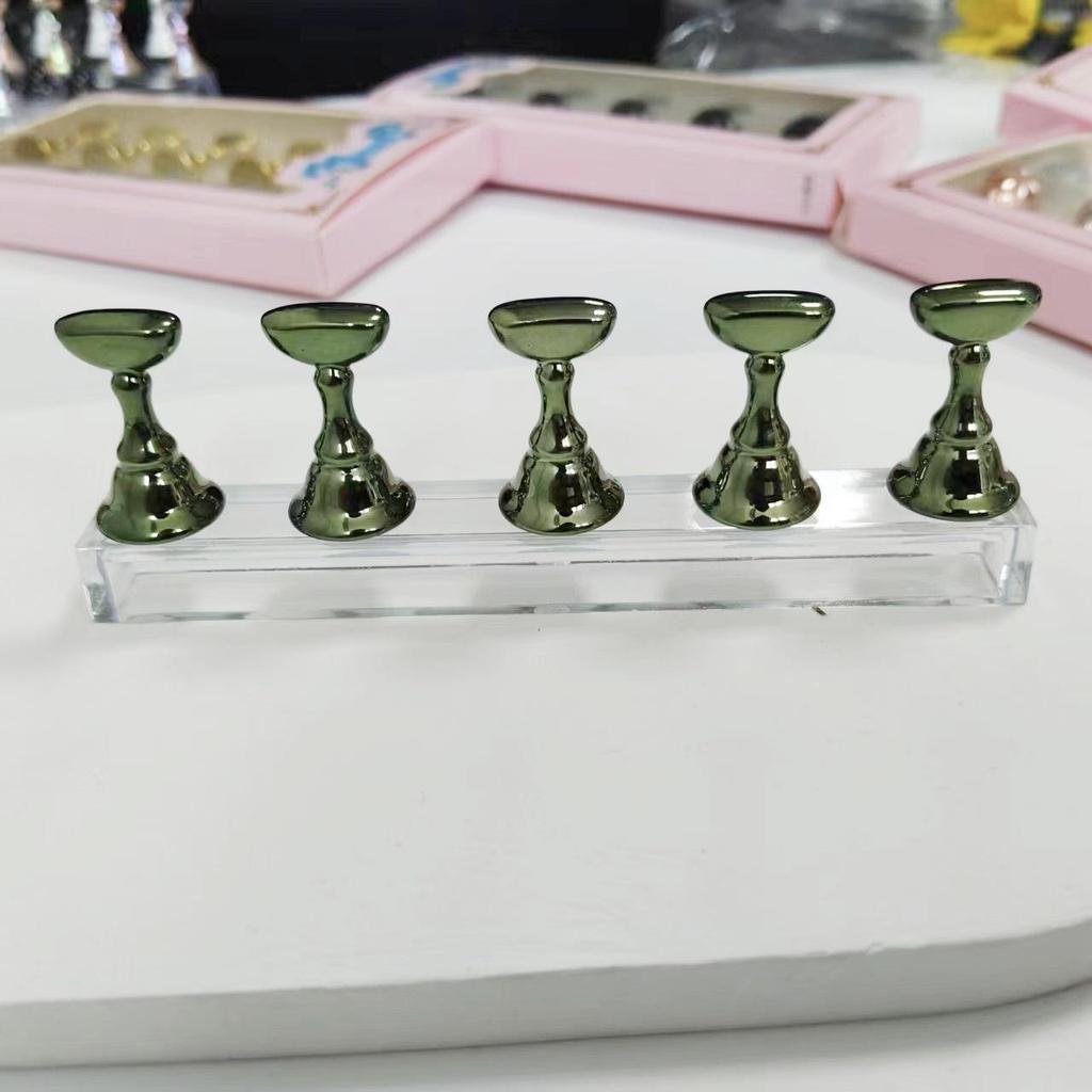 Magnetic Nail Art Practice Stand with Acrylic Base and Gem Holders