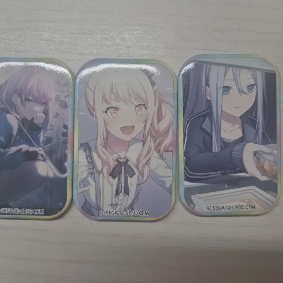 

Партия значков Pseka Nigo Can