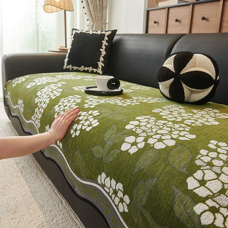 1pc Floral Pattern Sofa Cushion, Modern Style, Snow Velvet, Irregular Shape, Cat Scratch Resistant, Suitable for Daily Use In The Living Room