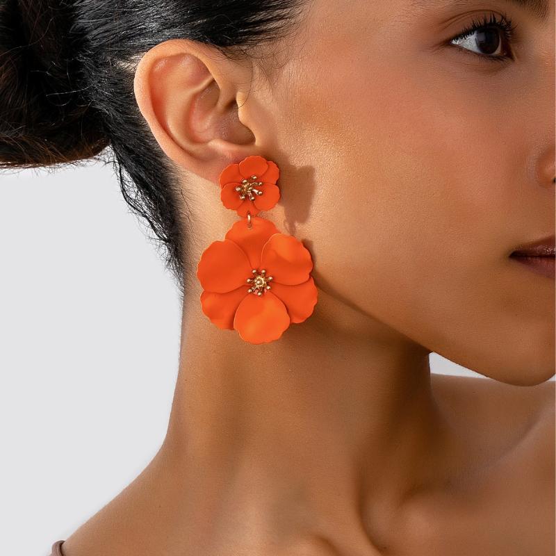 Women Fuchsia Flower Drop Earrings Holiday Bridal Earrings Gold Plating White Fuchsia Spray Big Flower Dangle Earrings