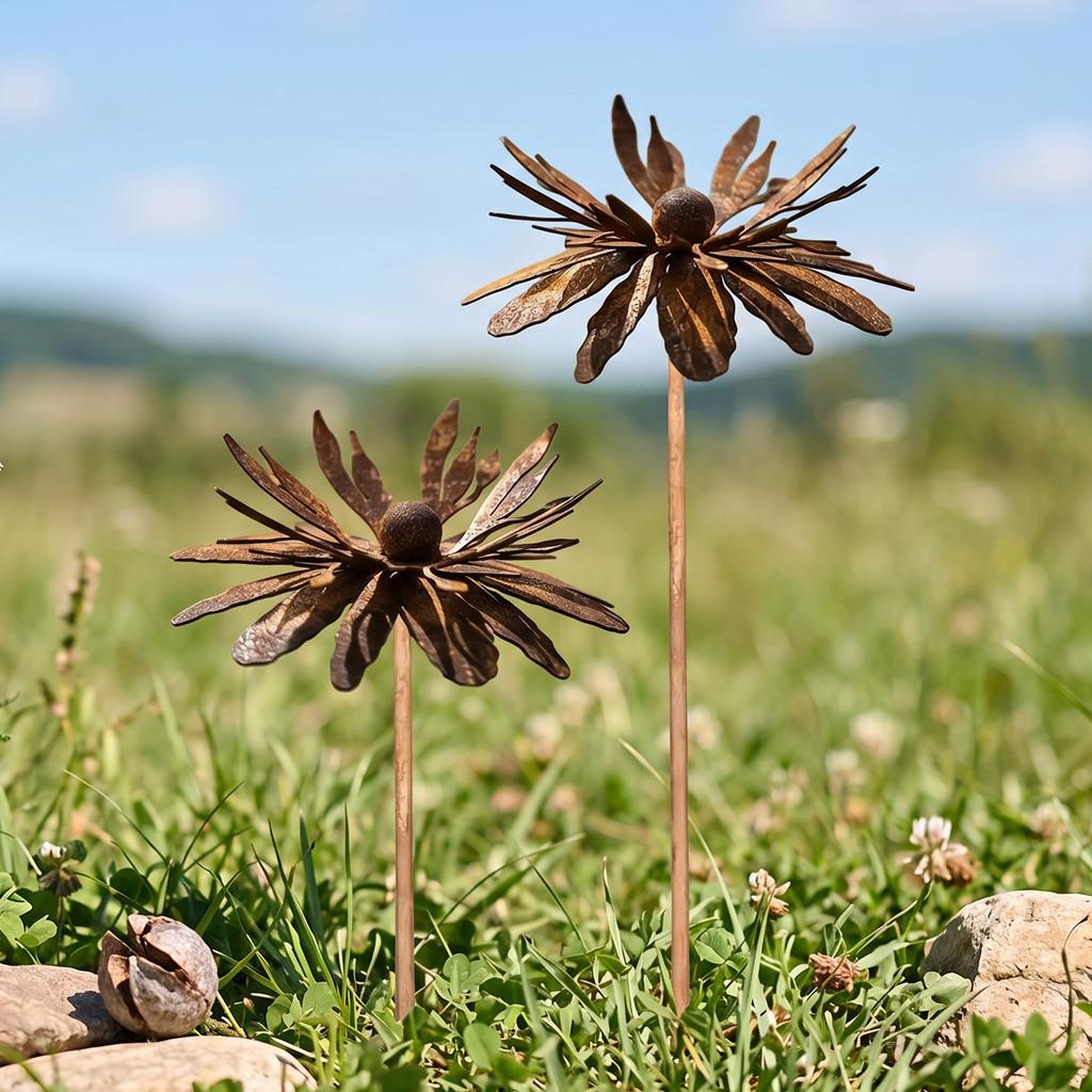 Iron Wavy Curved Petal Iron Floral Sculpture Tool-Free Vintage Decorative Plant Stakes Rustic Cornflower Stake for Garden