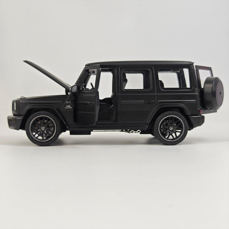 New 1:24 Benz G63 SUV Alloy Car Diecasts & Toy Vehicles Car Model Miniature Scale Model Car Toys For Collection