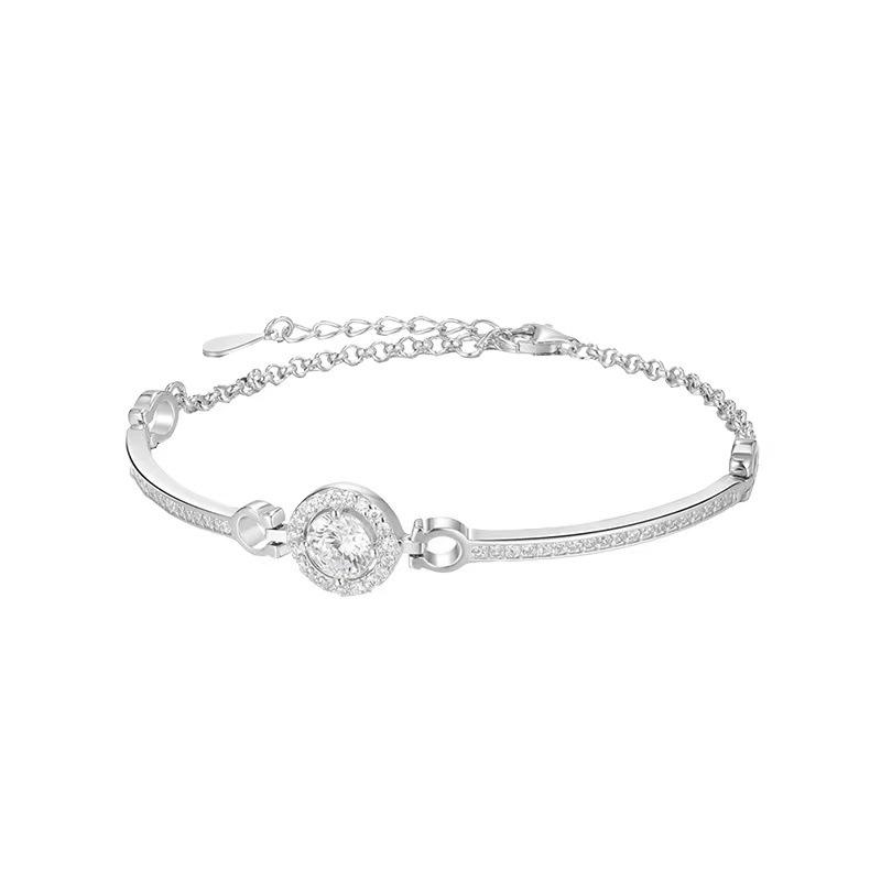 Little Sun 2024 Light Luxury Star Point Bracelet for Women - Exquisite, High-End, Super Shiny